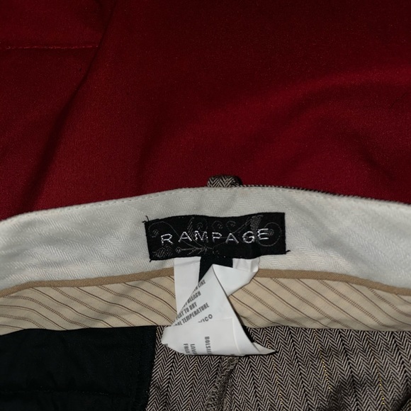 Knee length slacks - Picture 5 of 5